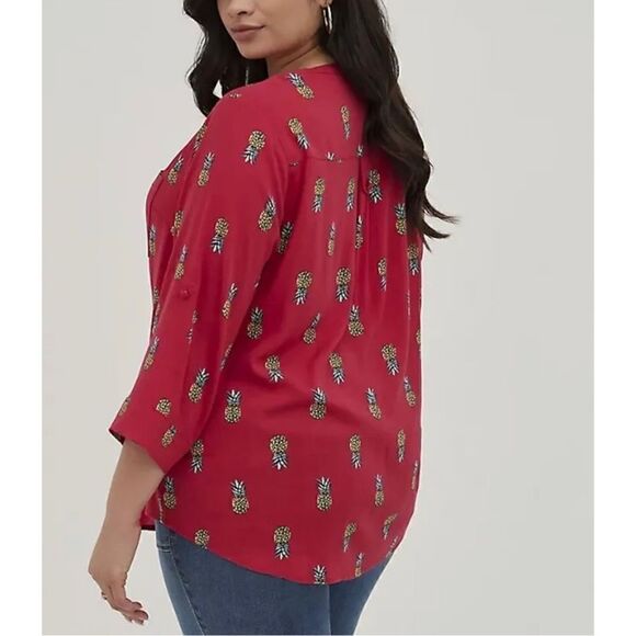 Torrid Harper Pineapple Print Pullover Top - Picture 6 of 13